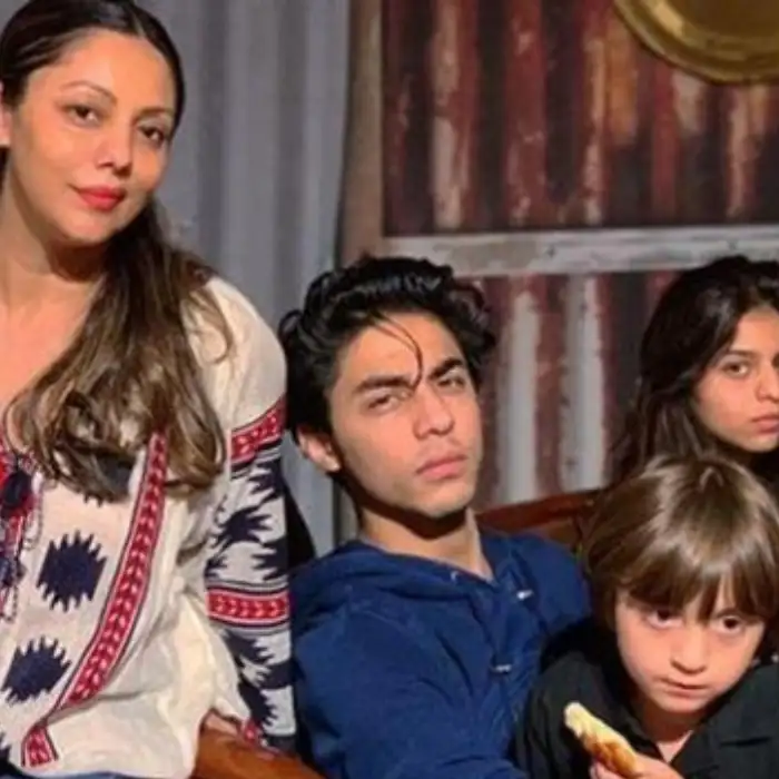 शाहरुख खान का बेटा आर्यन खान हिन्दू हैं या मुस्लिम…? मां गौरी खान ने कर दिया खुलासा,जानकर उड़े लोगो के होश।